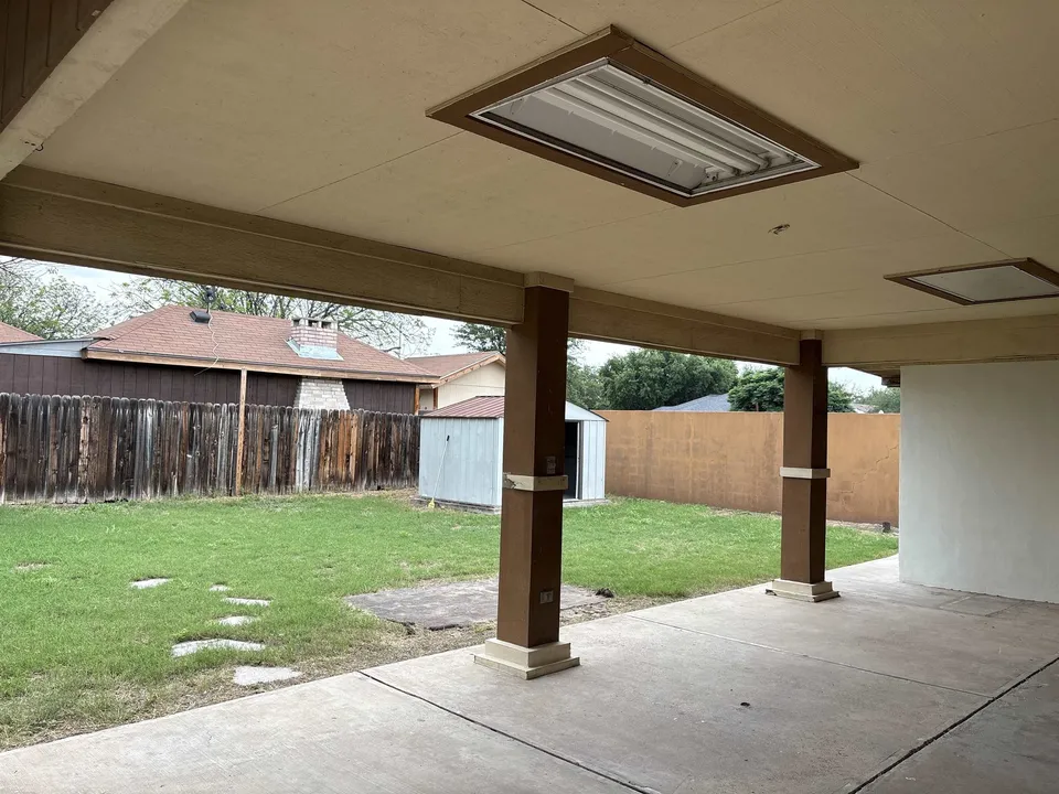 403-Carreta-Ct_Laredo_TX_78045_M80690-34647