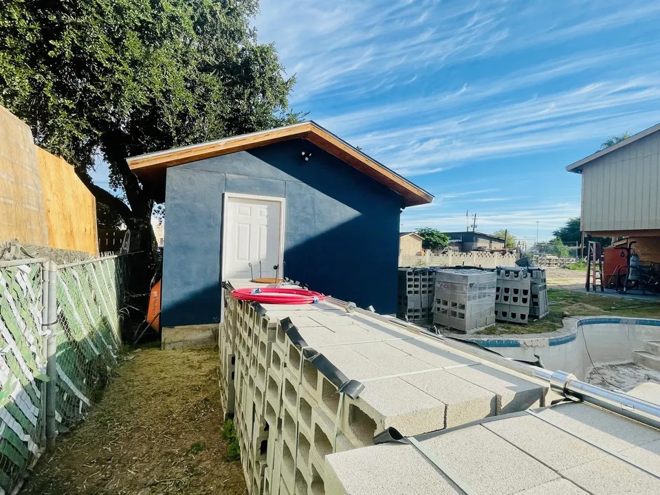 4416-Flores-Ave_Laredo_TX_78041_M73736-63897