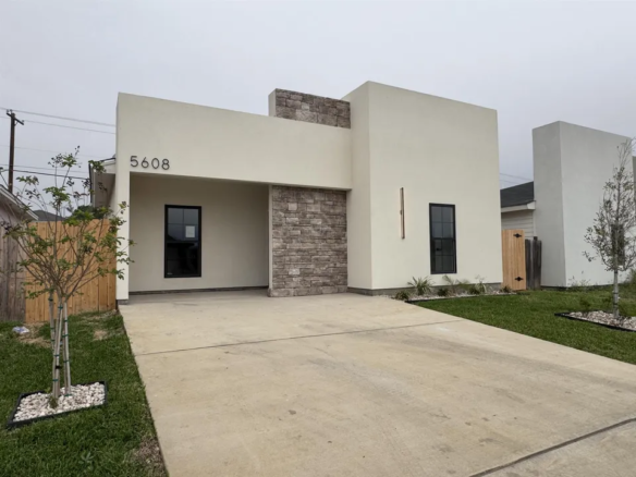 5608-Moses-Loop_Laredo_TX_78046_M72295-22655