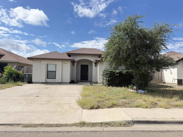 1507-Riddle_Laredo_TX_78046_M82398-86213