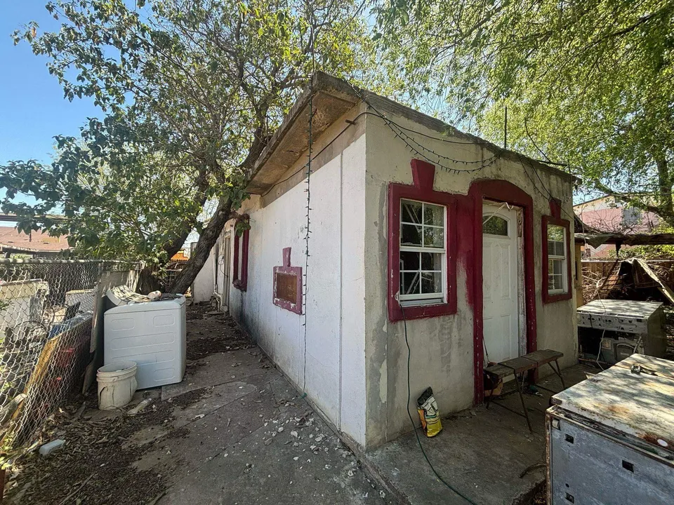 2206-S-Smith-Ave_Laredo_TX_78046_M75759-31696