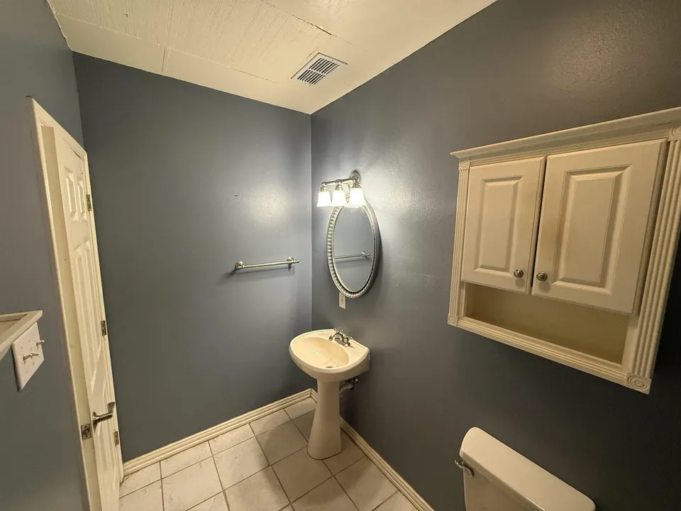 2602-Reynolds-St_Laredo_TX_78043_M79439-34957