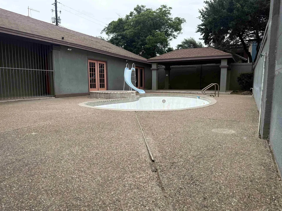 2602-Reynolds-St_Laredo_TX_78043_M79439-34957