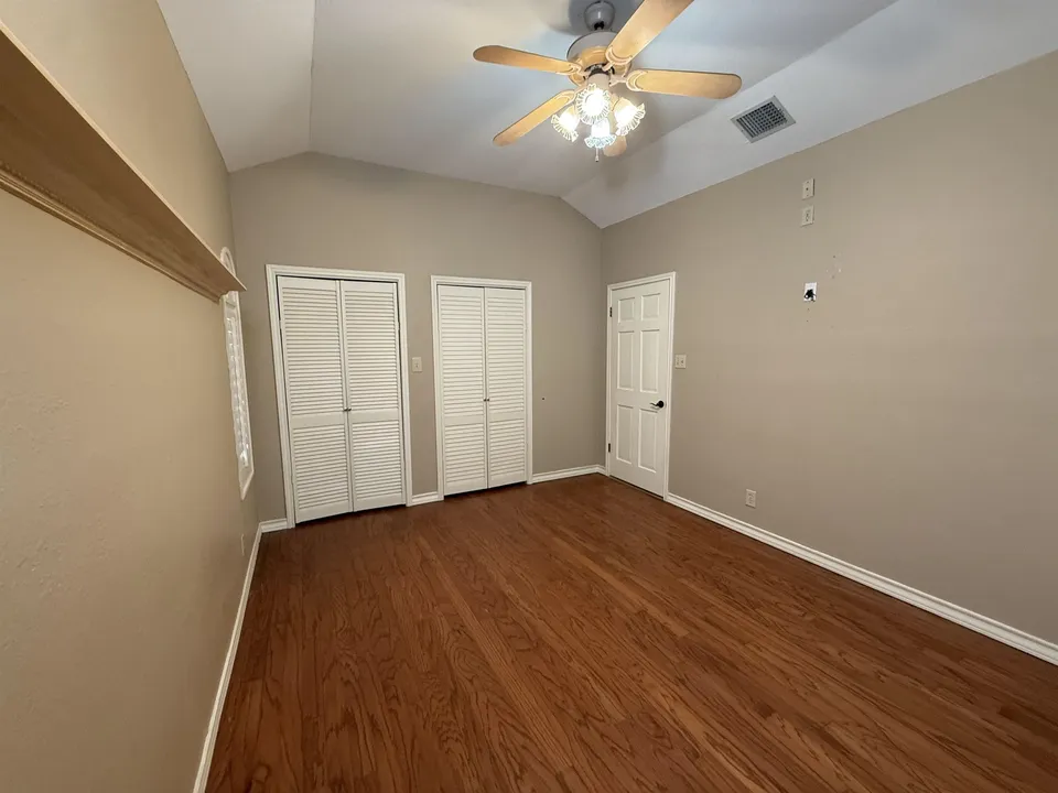 2602-Reynolds-St_Laredo_TX_78043_M79439-34957