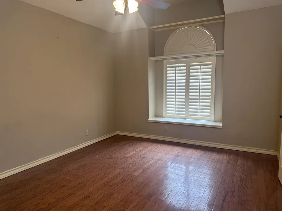 2602-Reynolds-St_Laredo_TX_78043_M79439-34957