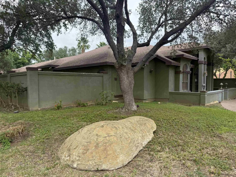 2602-Reynolds-St_Laredo_TX_78043_M79439-34957