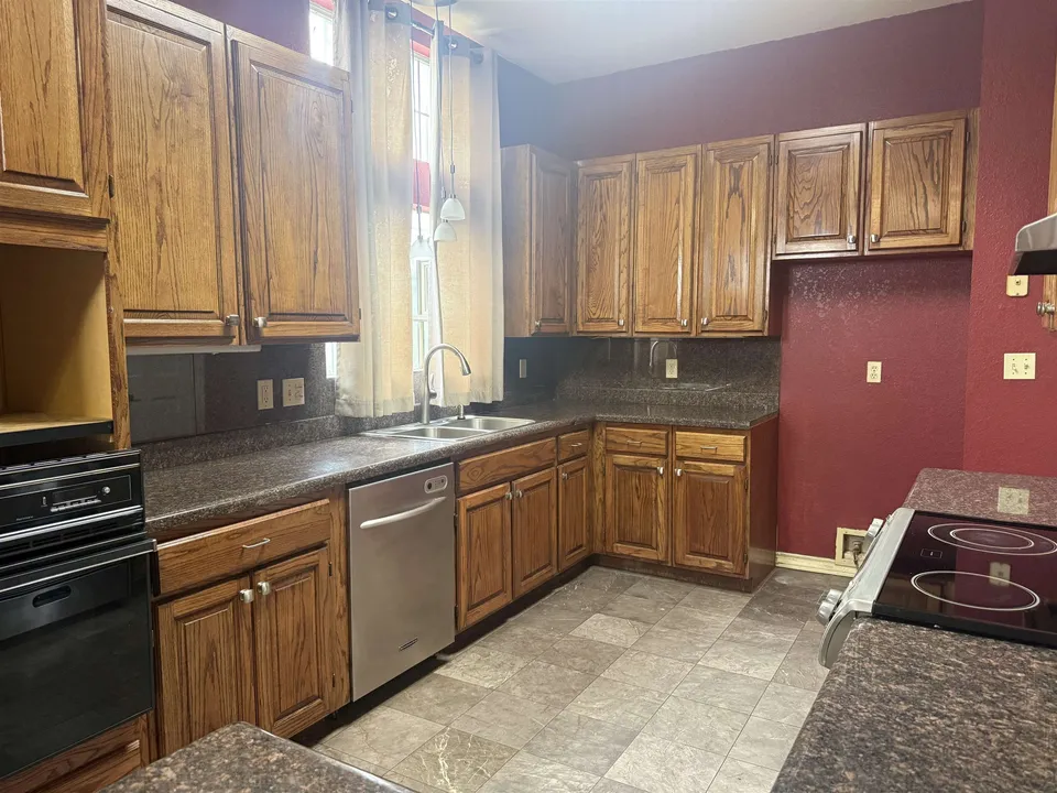 2602-Reynolds-St_Laredo_TX_78043_M79439-34957