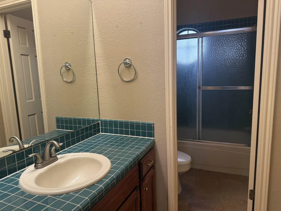 2602-Reynolds-St_Laredo_TX_78043_M79439-34957