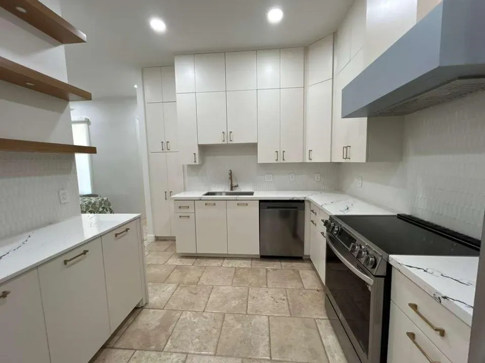 2110-Bermuda-Dr-Apt-8_Laredo_TX_78045_M80758-69325