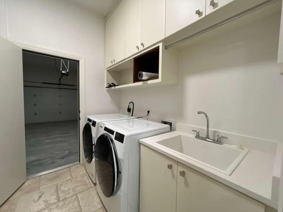2110-Bermuda-Dr-Apt-8_Laredo_TX_78045_M80758-69325
