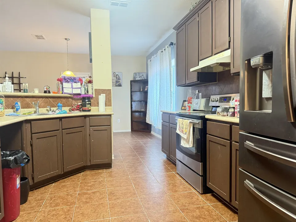 820-Rivera-Way_Laredo_TX_78043_M82126-71560