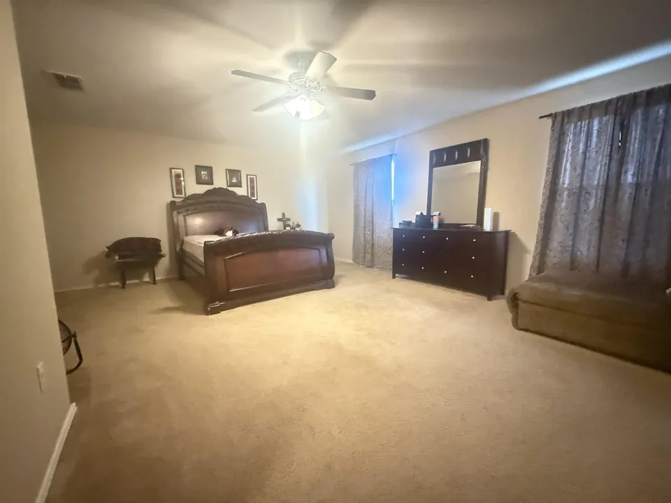 820-Rivera-Way_Laredo_TX_78043_M82126-71560