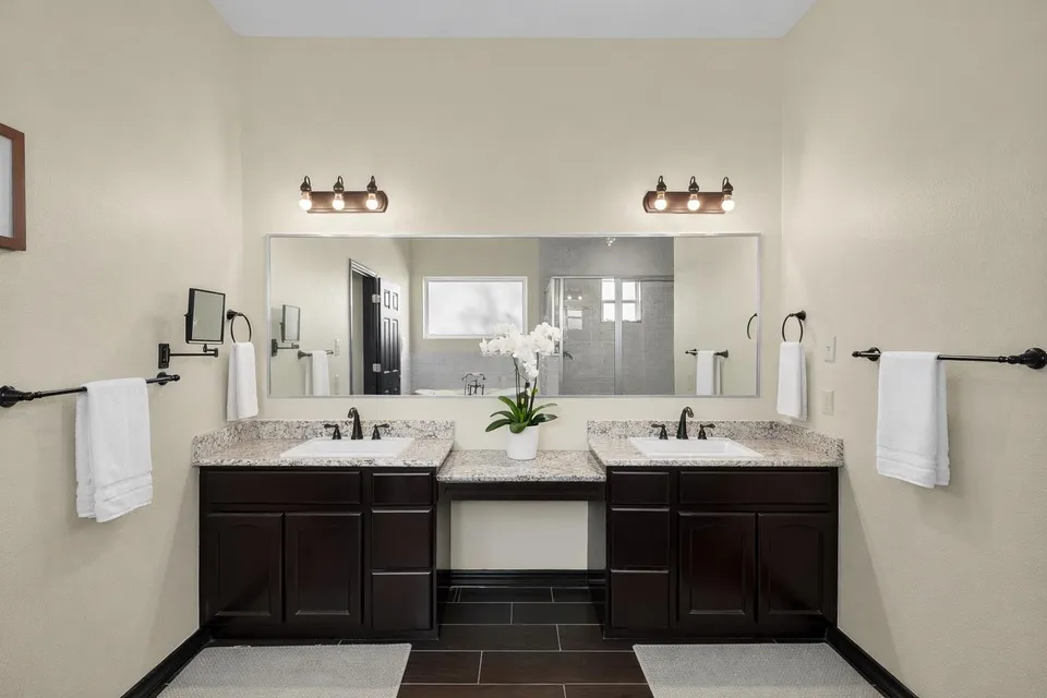 8701-High-Creek-Dr_Laredo_TX_78045_M71893-50368