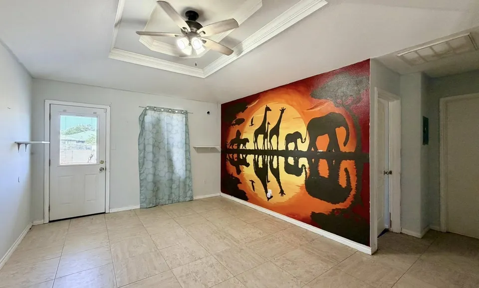806-Cupid-Ln_Laredo_TX_78045_M82984-31010