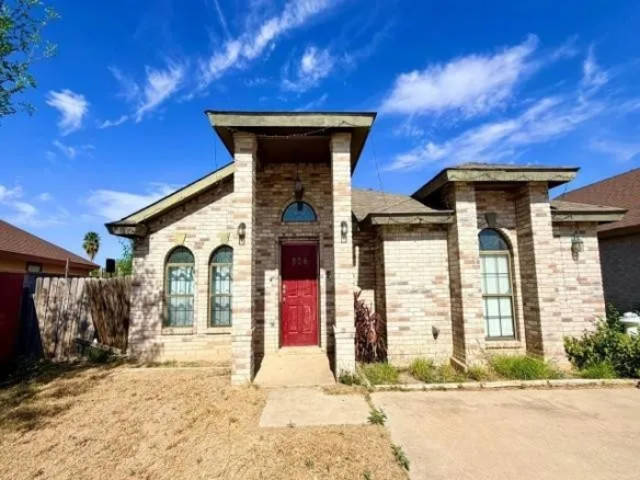 806-Cupid-Ln_Laredo_TX_78045_M82984-31010