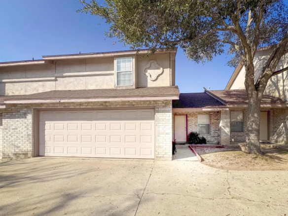 8801-McPherson-Rd-Apt-2E_Laredo_TX_78045_M74371-92334