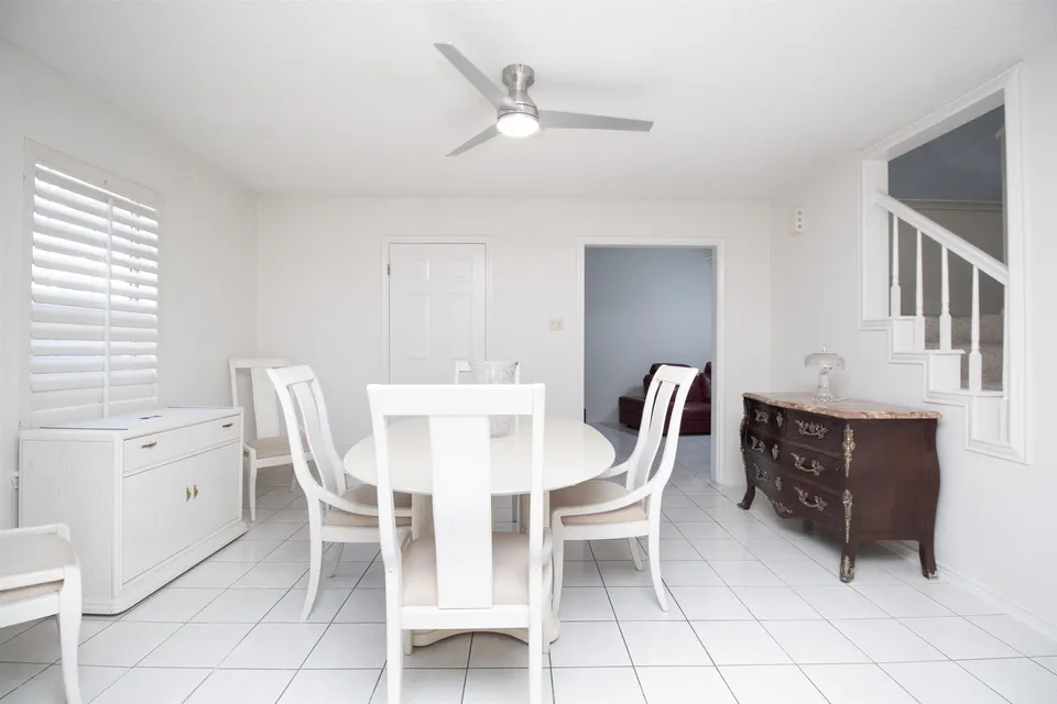 8801-McPherson-Rd-Apt-2E_Laredo_TX_78045_M74371-92334