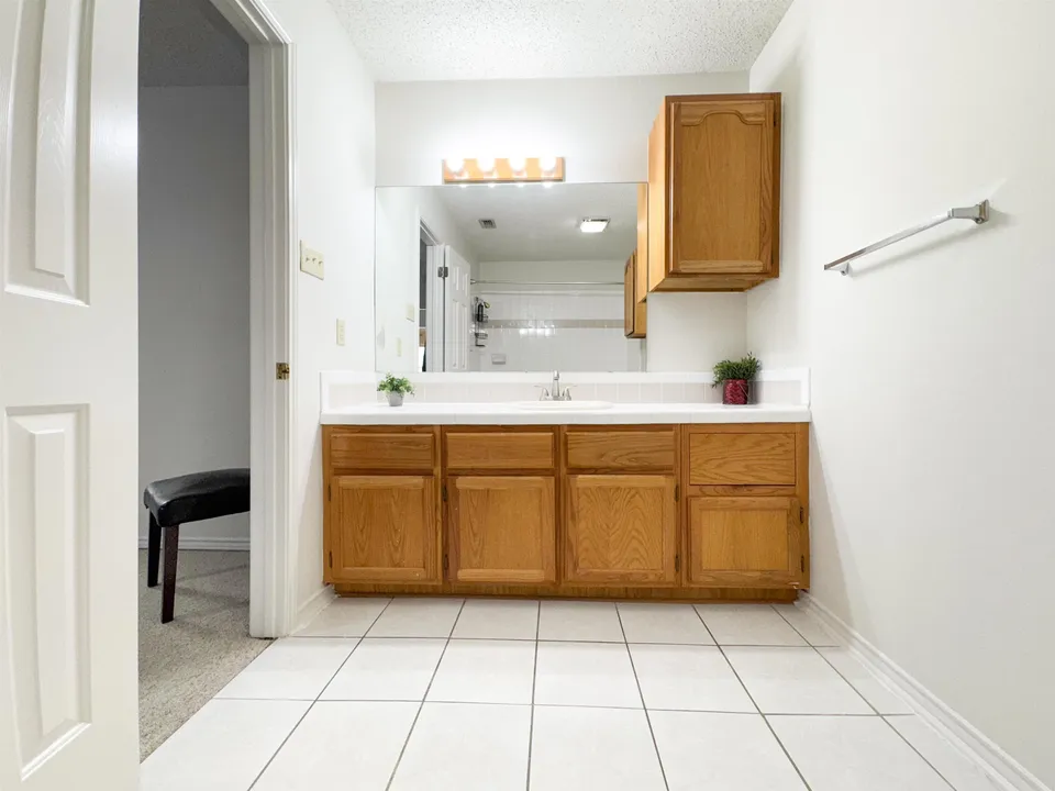 8801-McPherson-Rd-Apt-2E_Laredo_TX_78045_M74371-92334
