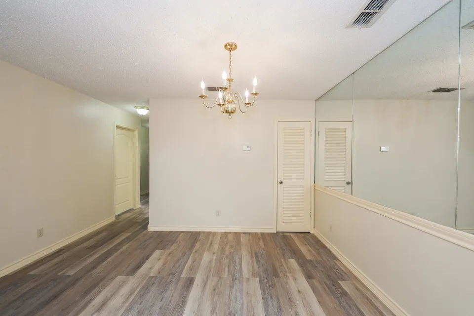 607-Gale-St-Apt-2_Laredo_TX_78041_M80748-10470