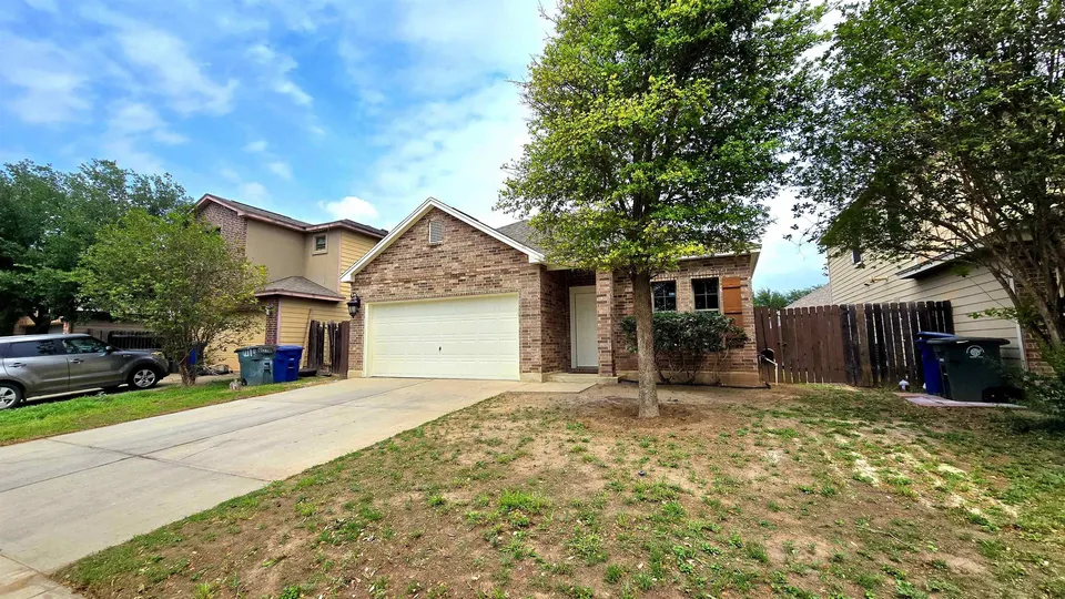 11119-Capistran-Loop_Laredo_TX_78045_M80964-08269