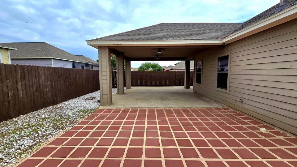 11119-Capistran-Loop_Laredo_TX_78045_M80964-08269