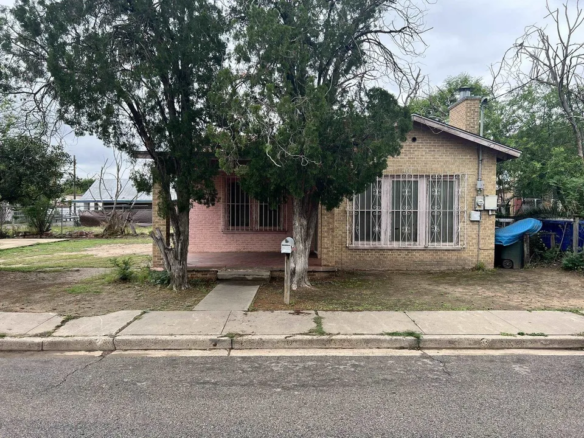 610-Santa-Cleotilde-Ave_Laredo_TX_78040_M72880-26396