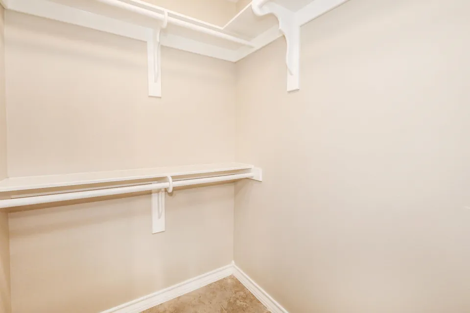 210-Bluff-Oak-Dr_Laredo_TX_78045_M83034-50019