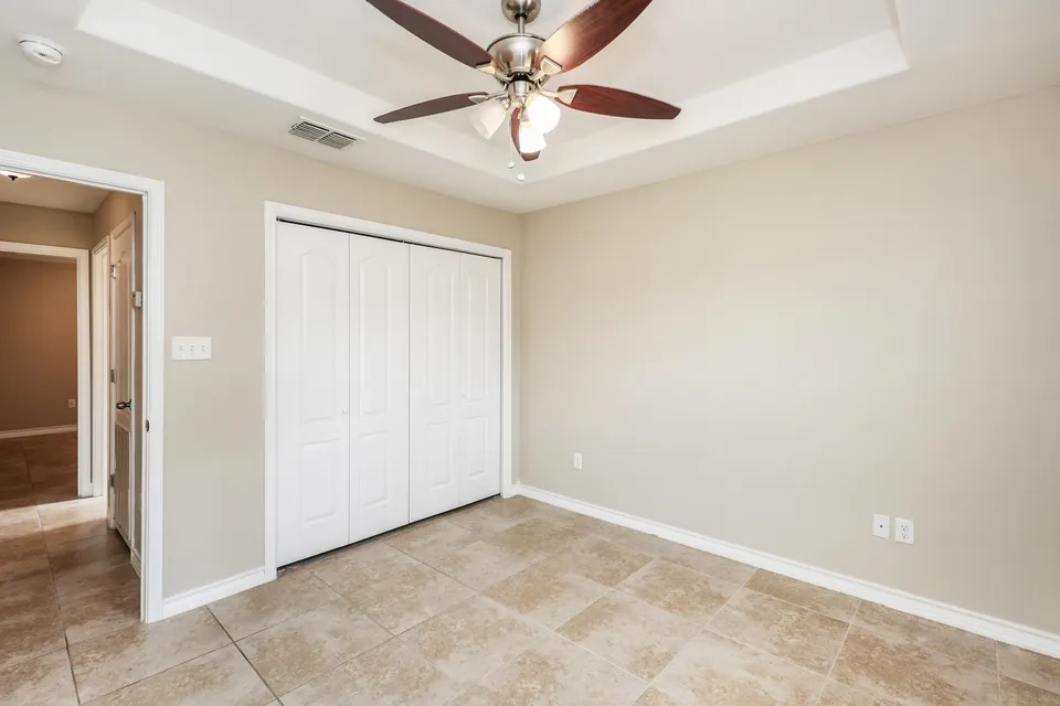 210-Bluff-Oak-Dr_Laredo_TX_78045_M83034-50019