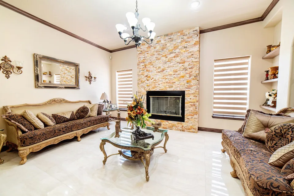 110-Windsor-Rd_Laredo_TX_78041_M75565-89265