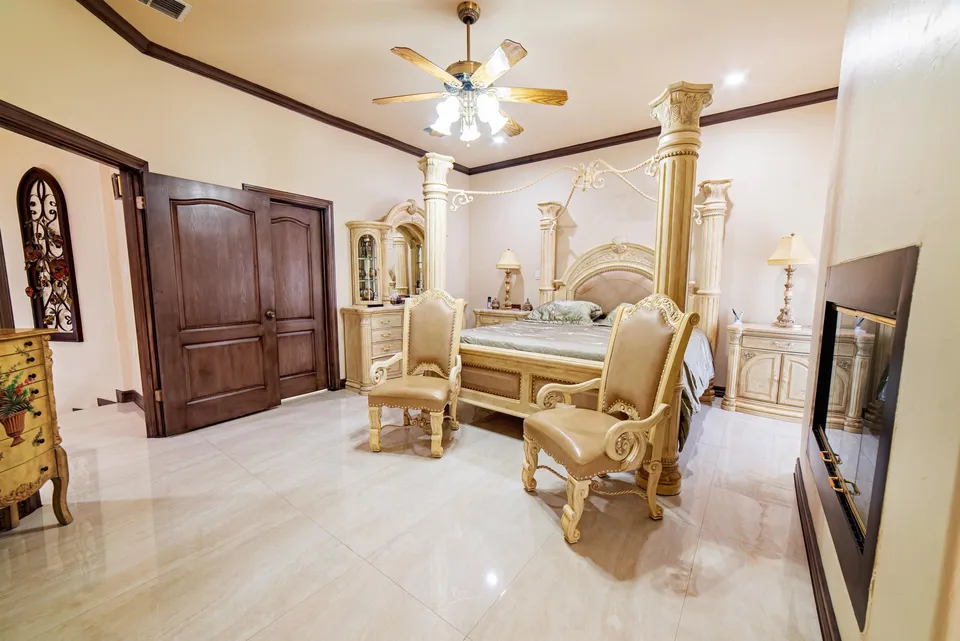 110-Windsor-Rd_Laredo_TX_78041_M75565-89265