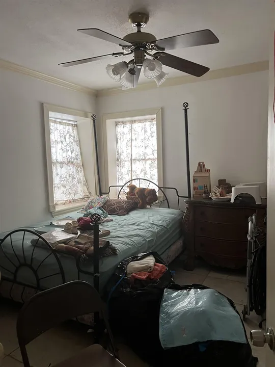 4215-Flores-Ave_Laredo_TX_78041_M80905-11202