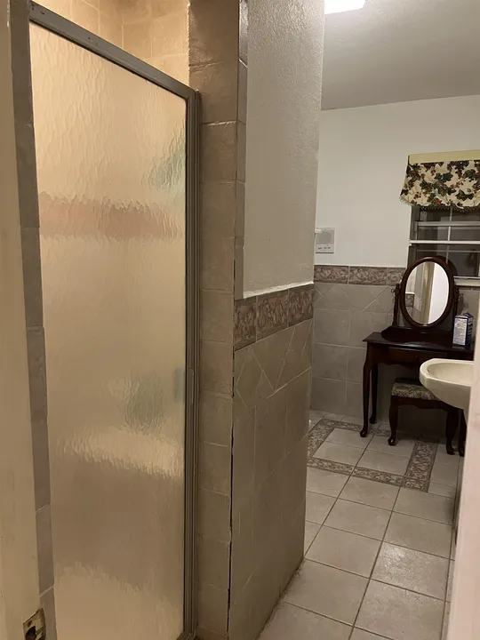 4215-Flores-Ave_Laredo_TX_78041_M80905-11202