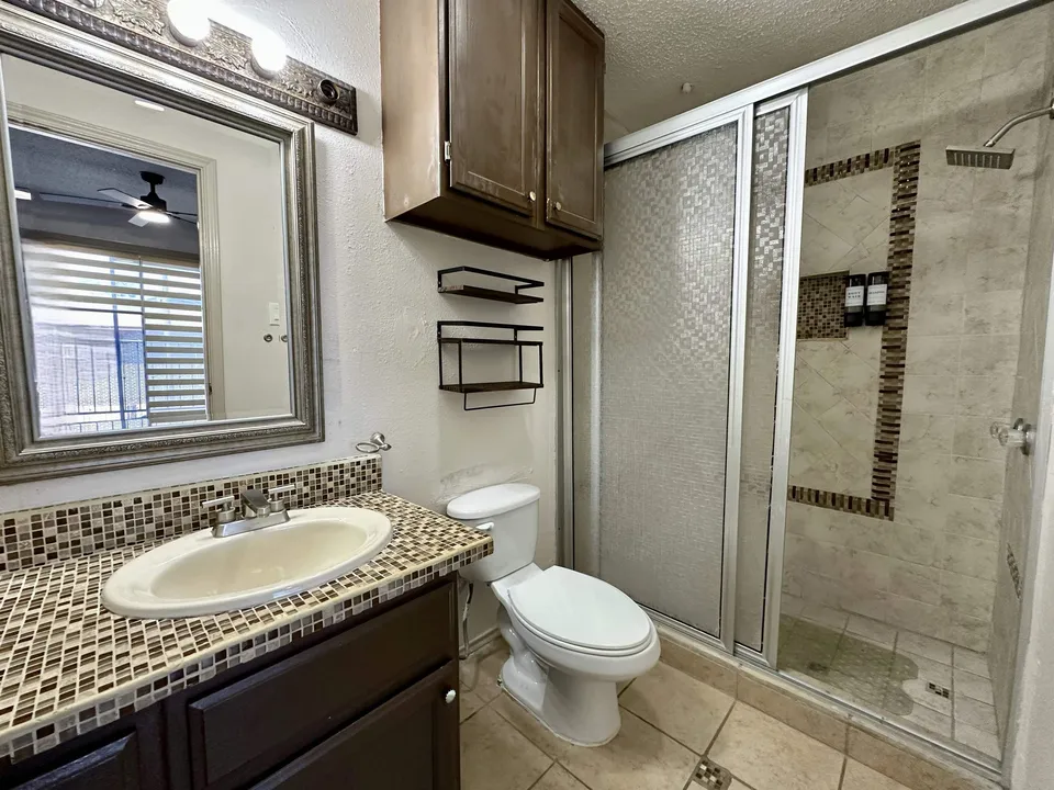 8915-McPherson-Rd-Apt-26_Laredo_TX_78045_M82940-46408