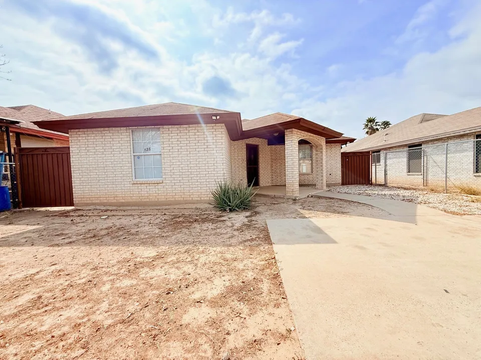 135-Murcia-Dr_Laredo_TX_78046_M76058-93513