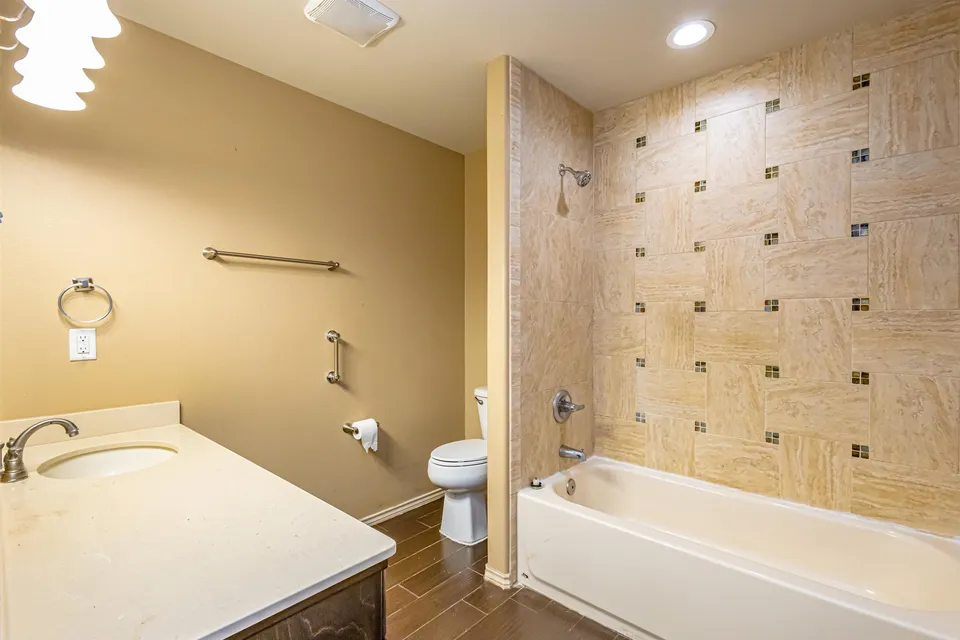 4406-Wild-Flower-Ave_Laredo_TX_78045_M78385-23423