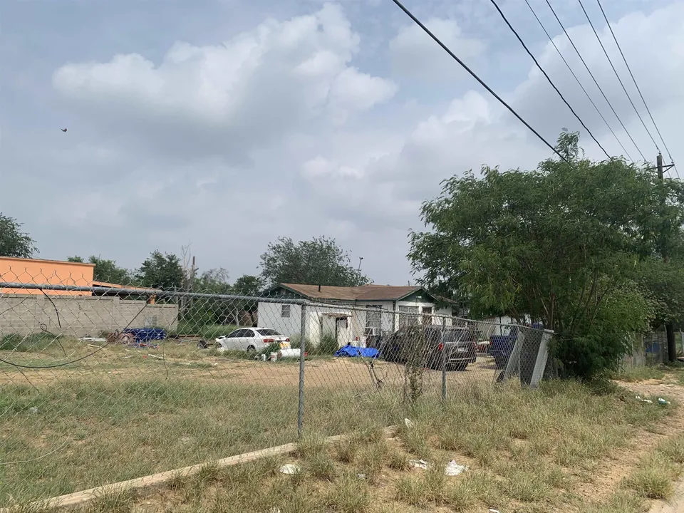 2620-San-Salvador-St_Laredo_TX_78046_M82743-96923