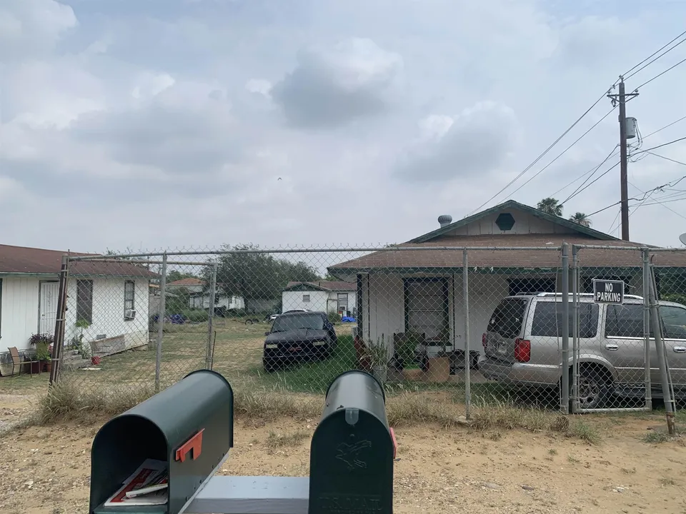 2620-San-Salvador-St_Laredo_TX_78046_M82743-96923