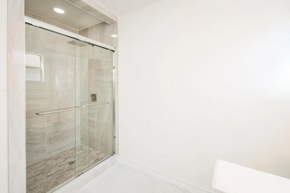 129-North-Ave_Laredo_TX_78045_M70186-61895