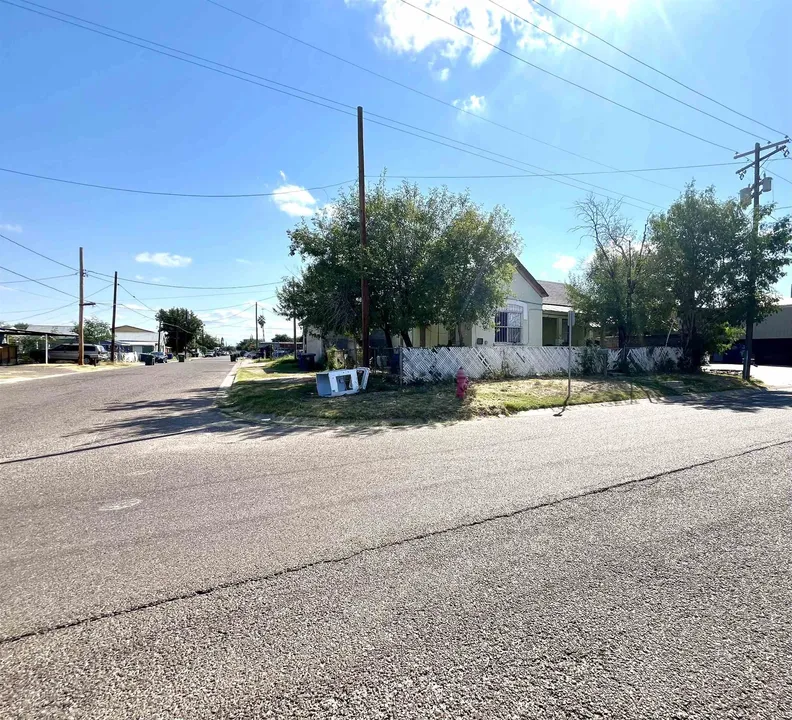 1619-Convent-Ave_Laredo_TX_78040_M71605-86839