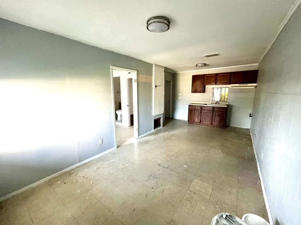 1619-Convent-Ave_Laredo_TX_78040_M71605-86839