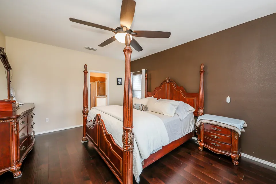 217-Washingtonia-Dr_Laredo_TX_78045_M75149-11327