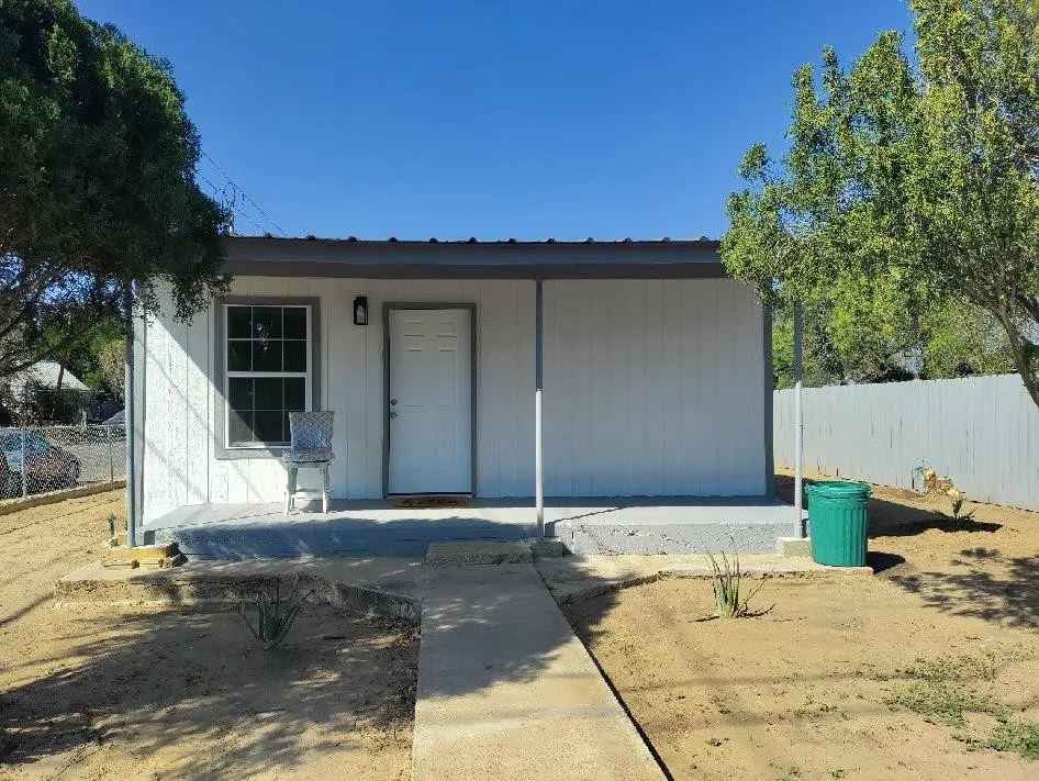 2402-Aldama-St_Laredo_TX_78043_M80755-83120