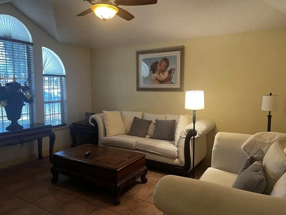 10203-Center-Rd_Laredo_TX_78045_M71484-68590
