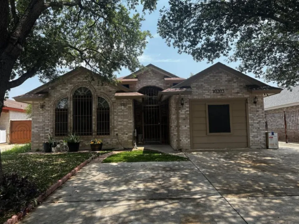 10203-Center-Rd_Laredo_TX_78045_M71484-68590
