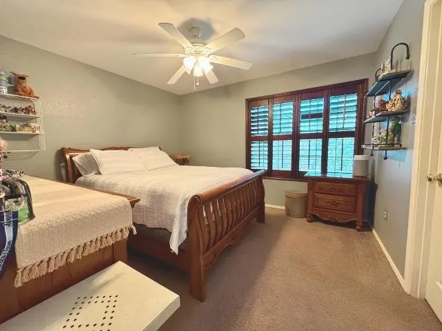 107-Castellanos-Ct_Laredo_TX_78045_M77912-04939