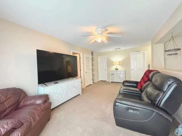 107-Castellanos-Ct_Laredo_TX_78045_M77912-04939