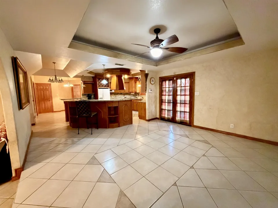 4728-Primavera-Ln_Laredo_TX_78046_M82196-76701