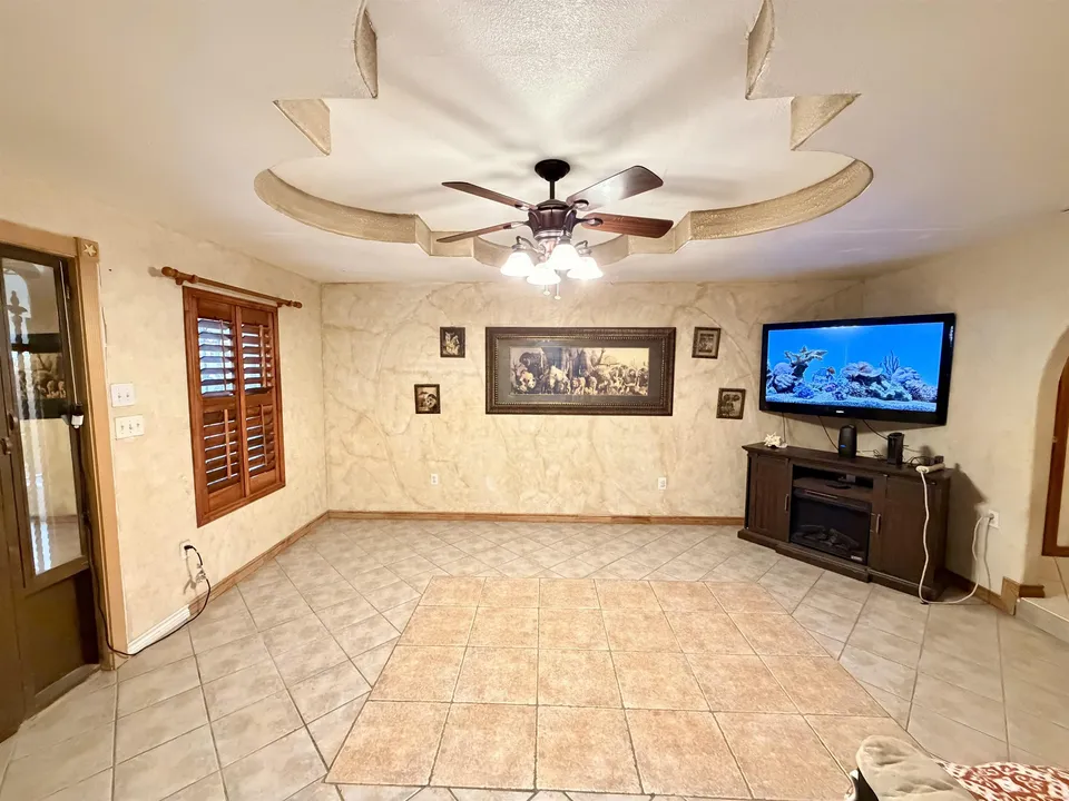 4728-Primavera-Ln_Laredo_TX_78046_M82196-76701