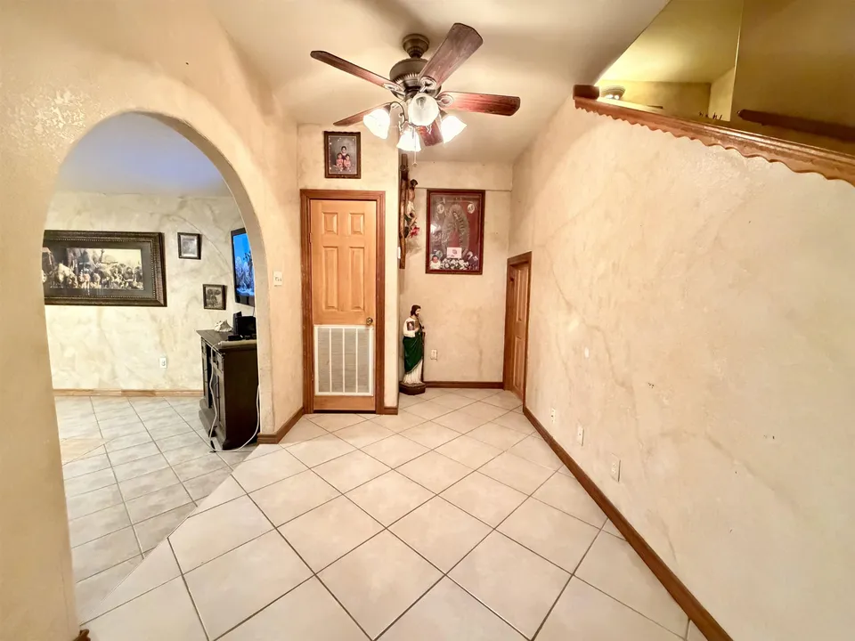 4728-Primavera-Ln_Laredo_TX_78046_M82196-76701