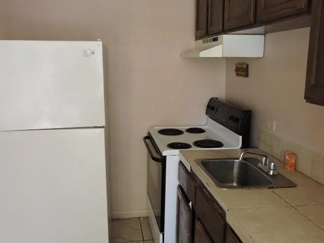 2205-N-Mendiola-Ave_Laredo_TX_78043_M71356-30977